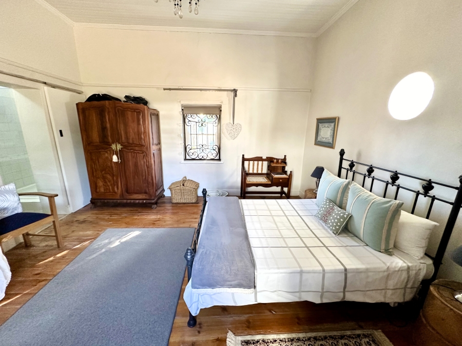 4 Bedroom Property for Sale in Bergzicht Western Cape
